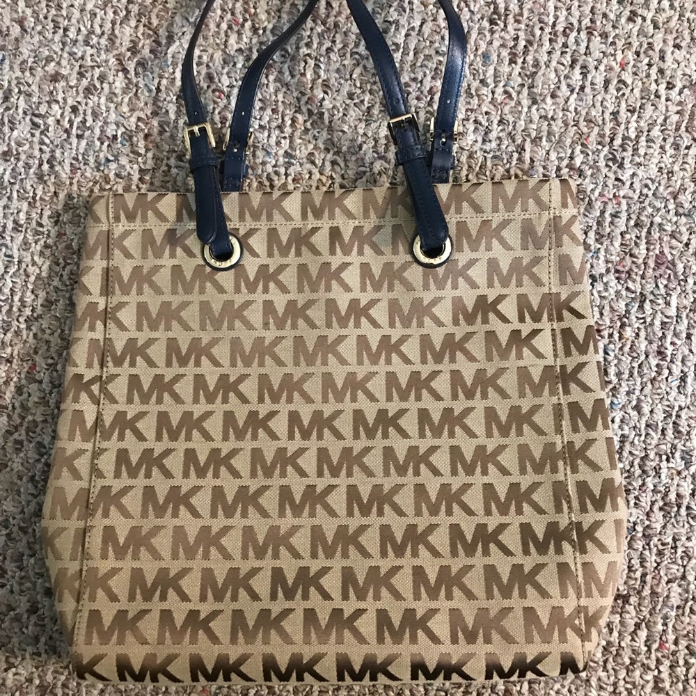 Michael Kors shoulder bag